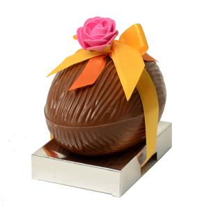 Gevuld Belgisch paasei met bonbons belgische pralines